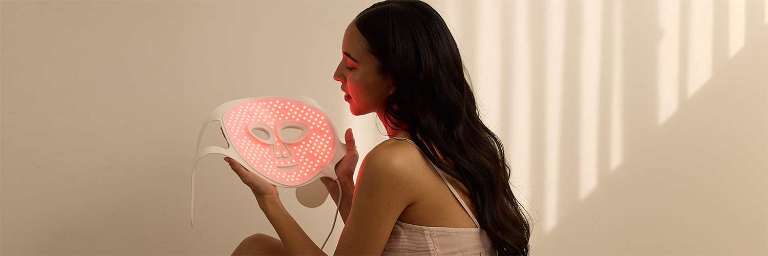 What Makes An LED Light Therapy Facemask Effective?